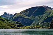 Norvegia, la regione dei fiordi, vedute durante la gita in battello lungo l'Aurlandsfjord e il Noeroyfjord. 